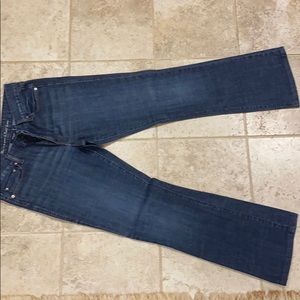 Mid rise boot cut Levi’s